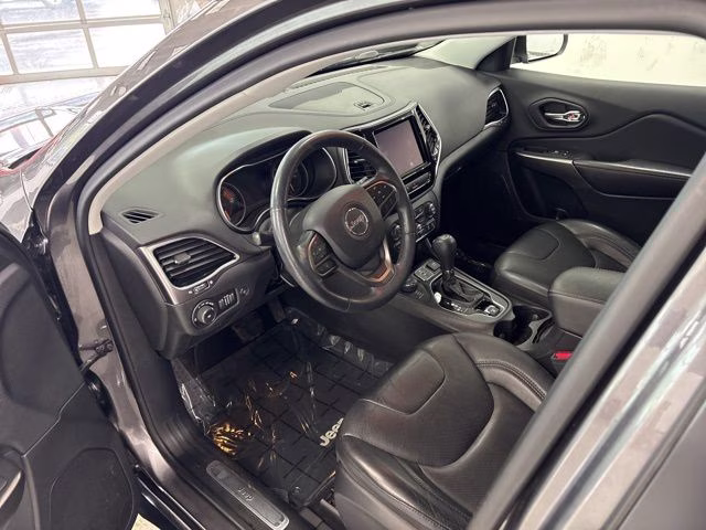 2019 Granite Crystal Metallic Clearcoat Jeep Cherokee Limited 4X4 SUV