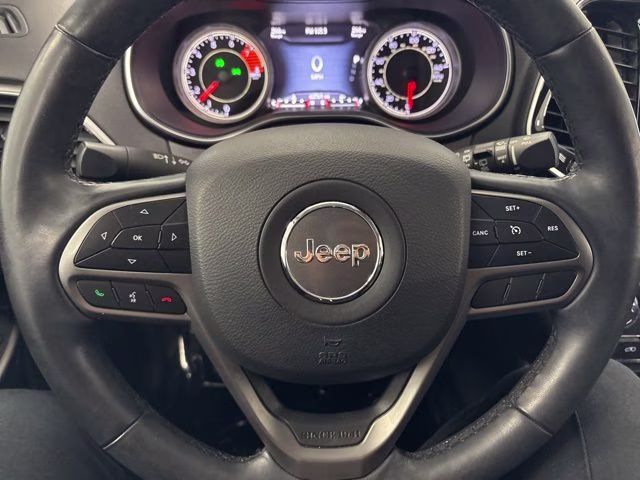 2019 Granite Crystal Metallic Clearcoat Jeep Cherokee Limited 4X4 SUV