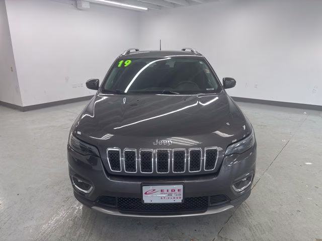 2019 Granite Crystal Metallic Clearcoat Jeep Cherokee Limited 4X4 SUV