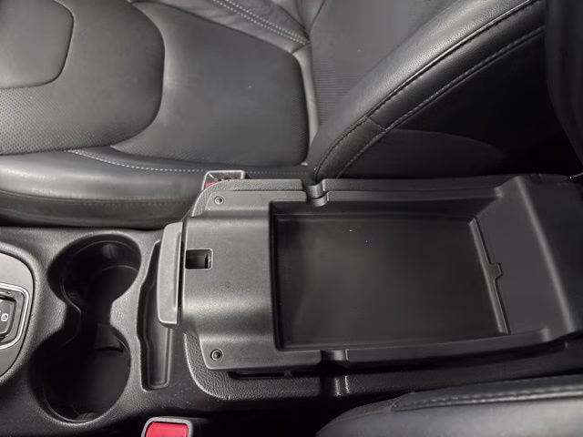 2019 Granite Crystal Metallic Clearcoat Jeep Cherokee Limited 4X4 SUV