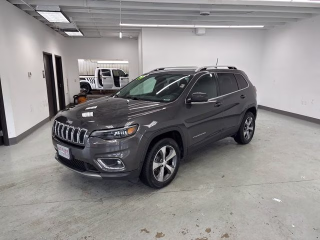 2019 Granite Crystal Metallic Clearcoat Jeep Cherokee Limited 4X4 SUV