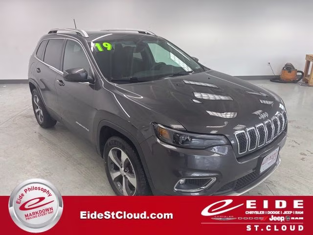 2019 Jeep Cherokee Limited 4X4's photo