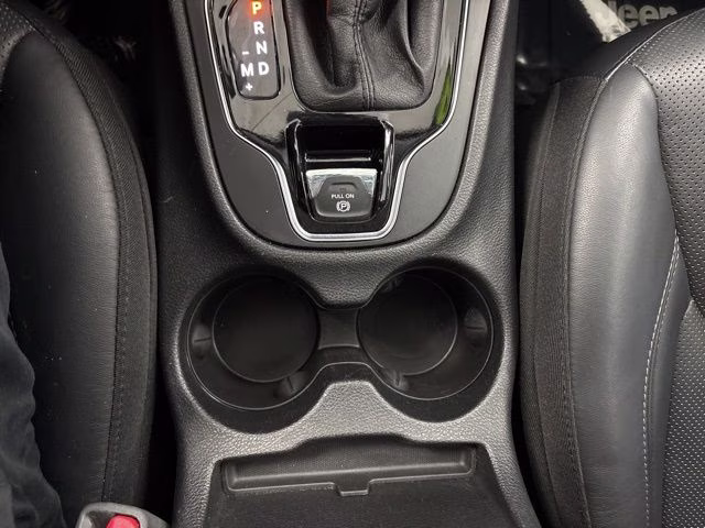 2019 Granite Crystal Metallic Clearcoat Jeep Cherokee Limited 4X4 SUV