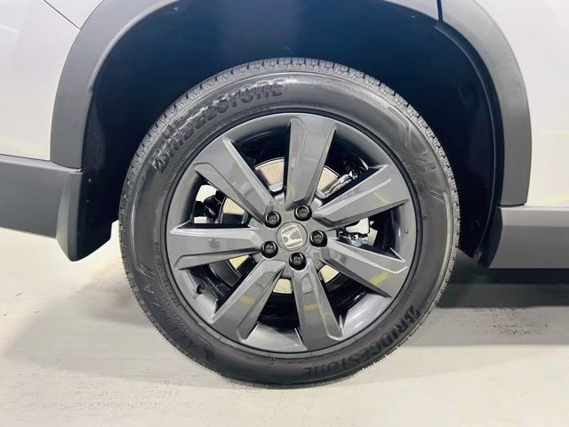 2026 Solar Silver Metallic Honda Pilot Sport FWD SUV