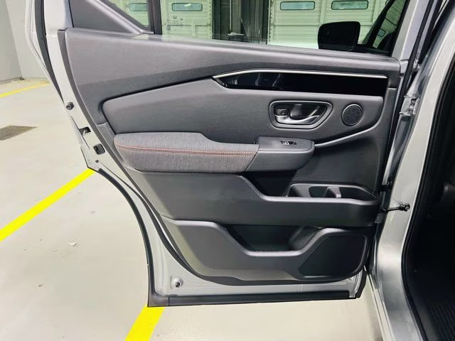 2026 Solar Silver Metallic Honda Pilot Sport FWD SUV