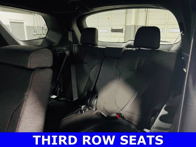 2026 Solar Silver Metallic Honda Pilot Sport FWD SUV