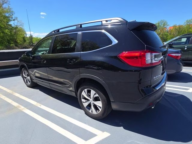 2023 Crystal Black Silica Subaru Ascent Premium AWD SUV