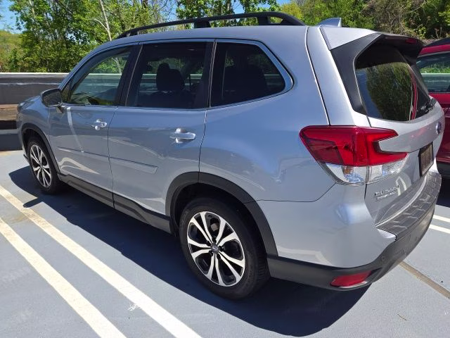 2023 Ice Silver Metallic Subaru Forester Limited AWD SUV