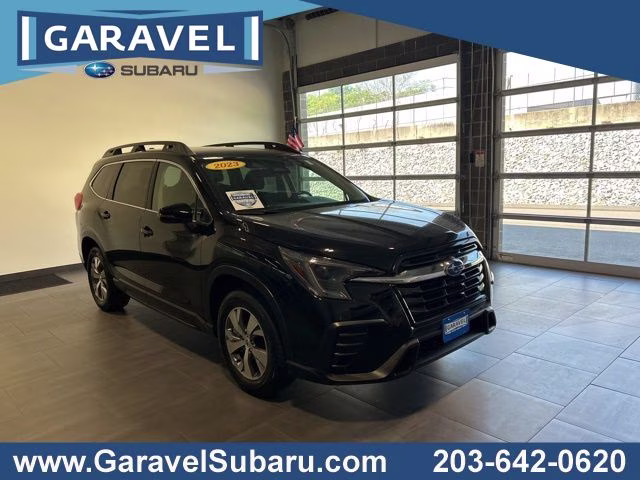2023 Subaru Ascent Premium 7 Passenger's photo