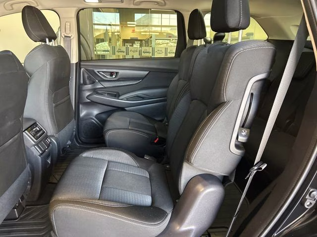 2023 Crystal Black Silica Subaru Ascent Premium AWD SUV