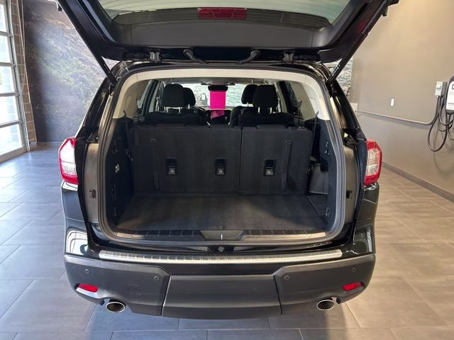 2023 Crystal Black Silica Subaru Ascent Premium AWD SUV