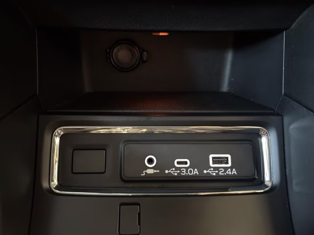 2023 Crystal Black Silica Subaru Ascent Premium AWD SUV