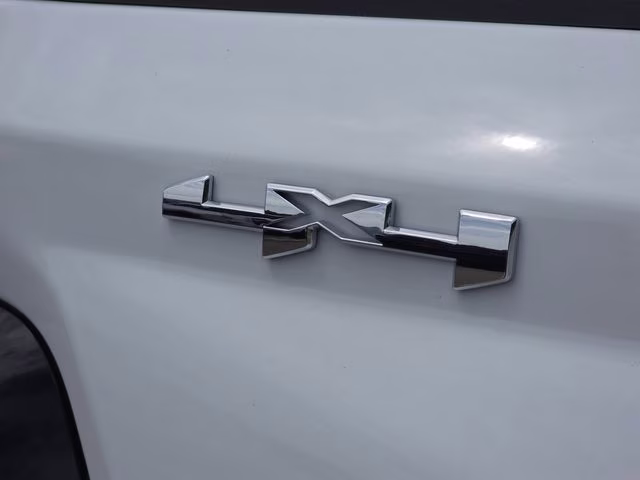 2026 Summit White GMC Canyon Elevation 4X4 Truck