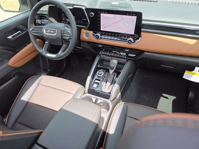 2026 Summit White GMC Canyon AT4 4X4 Truck