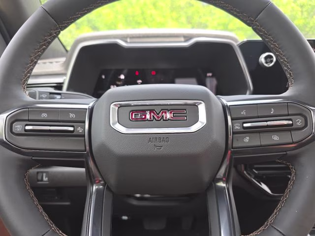 2026 Summit White GMC Canyon AT4 4X4 Truck