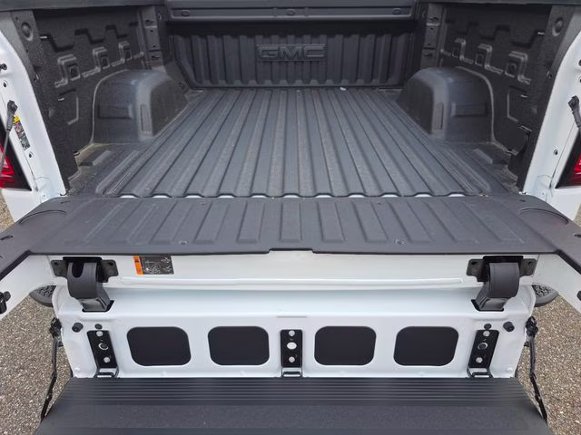 2026 Summit White GMC Sierra 1500 AT4 4X4 Truck