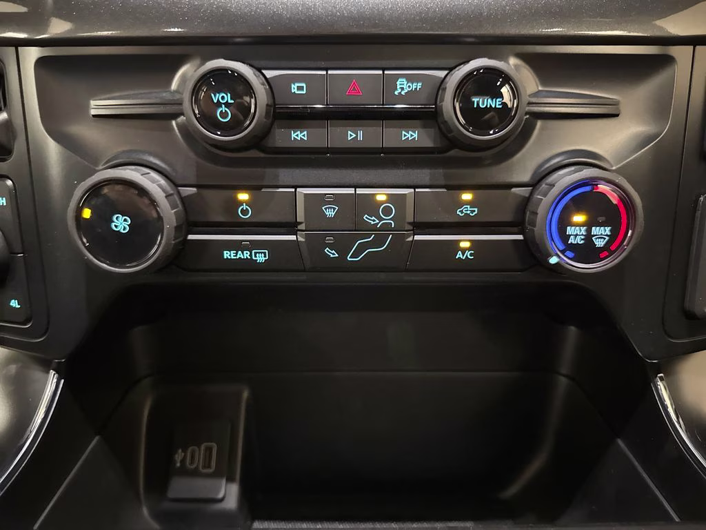 2026 Avalanche Ford F-150 STX 4X4 Truck