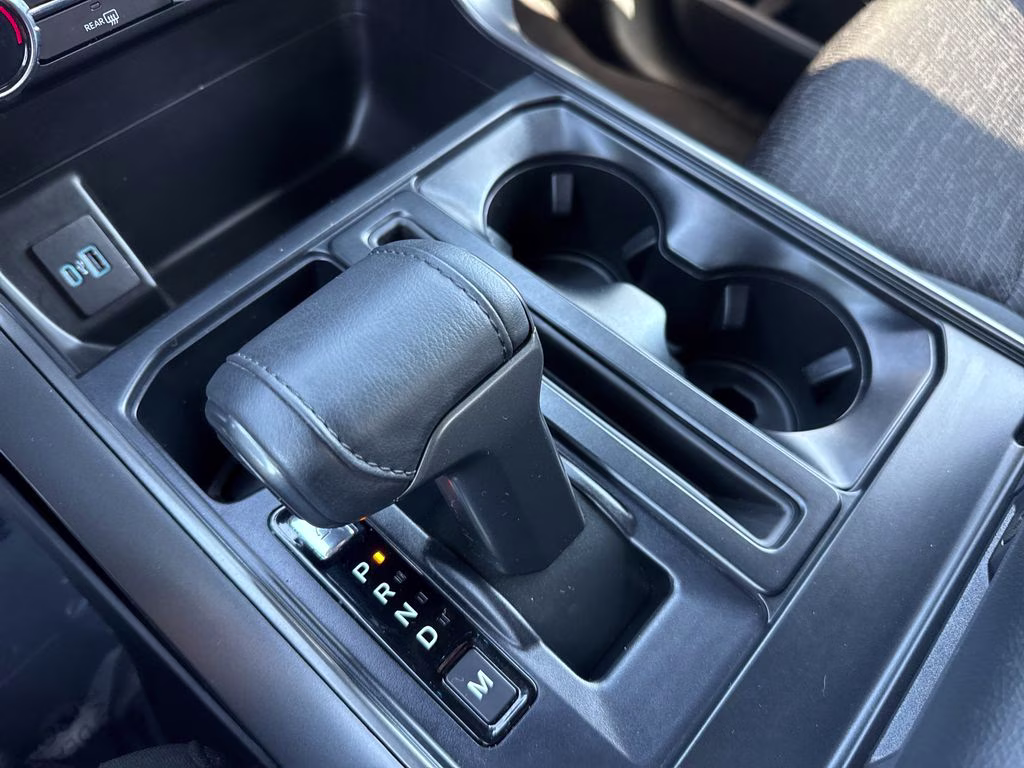 2024 Agate Black Metallic Ford F-150 XLT 4X4 Truck