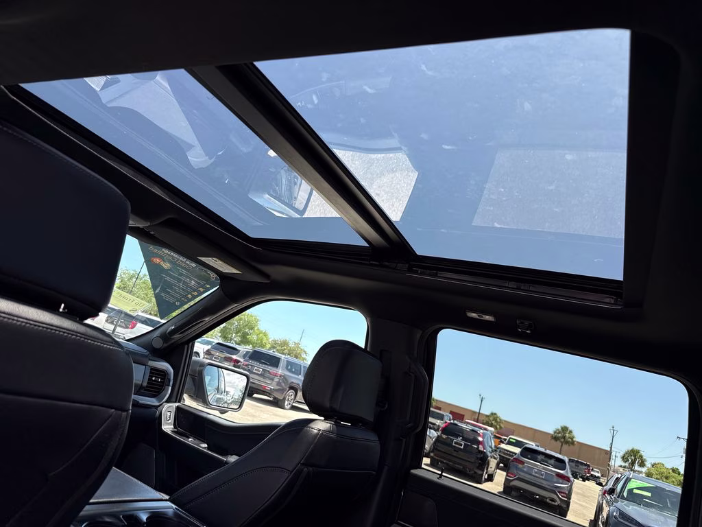 2025 Carbonized Gray Metallic Ford F-150 Lariat 4X4 Truck
