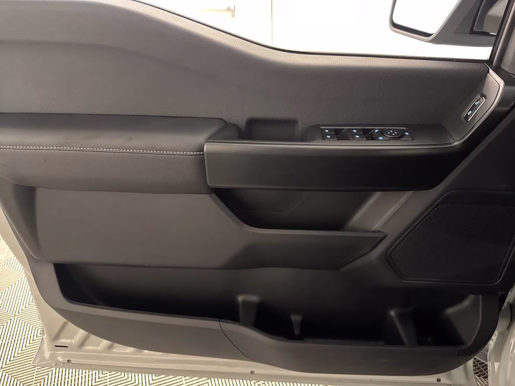 2026 Avalanche Ford F-150 STX 4X4 Truck