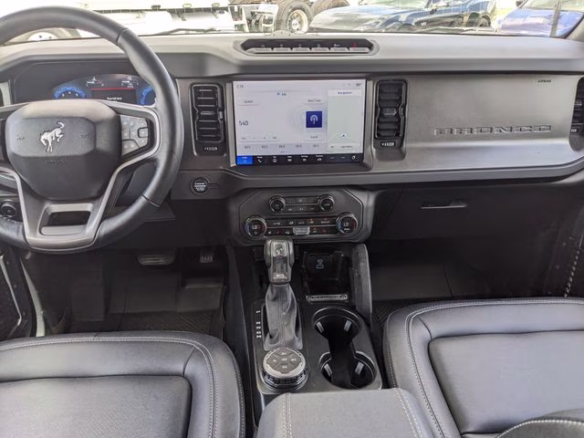 2025 Desert Sand Ford Bronco Badlands 4X4 SUV