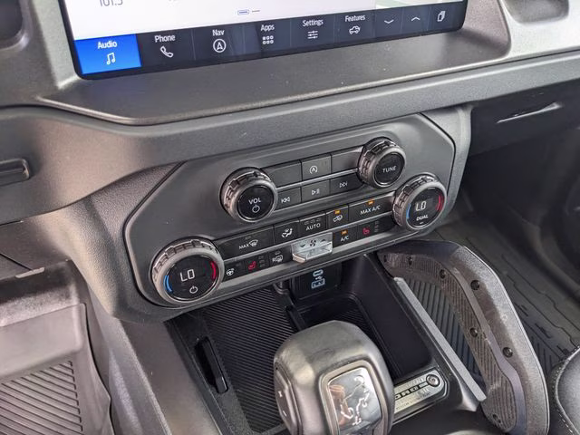 2025 Desert Sand Ford Bronco Badlands 4X4 SUV