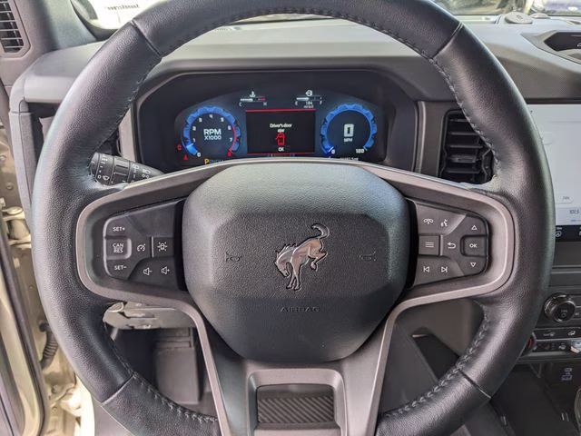 2025 Desert Sand Ford Bronco Badlands 4X4 SUV