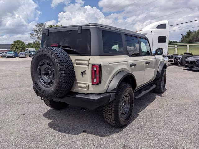 2025 Desert Sand Ford Bronco Badlands 4X4 SUV