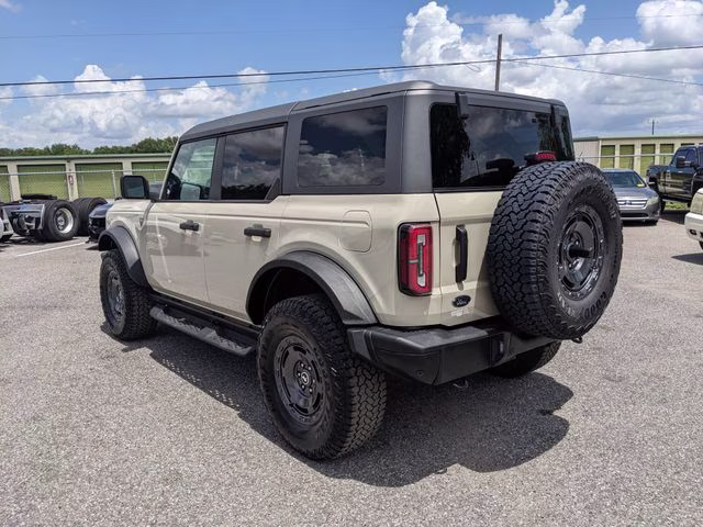 2025 Desert Sand Ford Bronco Badlands 4X4 SUV