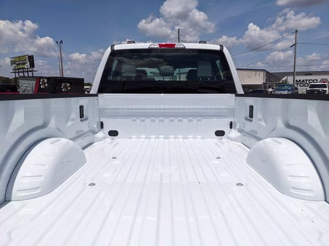 2026 Oxford White Ford Super Duty F-250 SRW XL 4X4 Truck