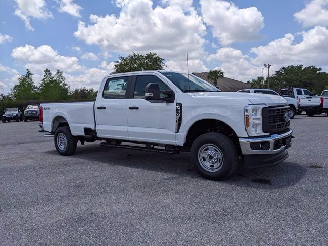 2026 Oxford White Ford Super Duty F-250 SRW XL 4X4 Truck
