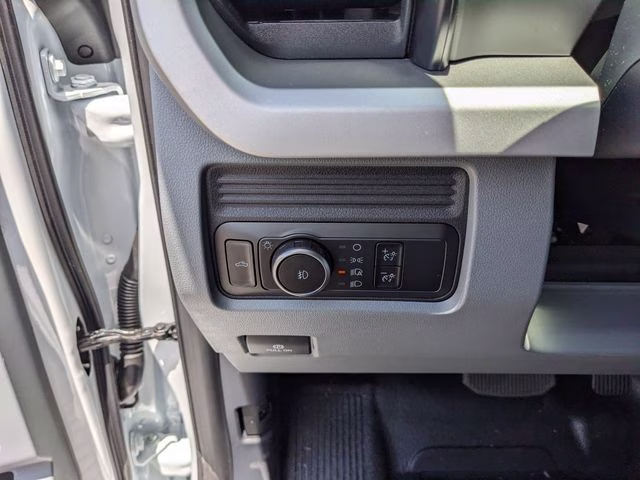 2026 Oxford White Ford Super Duty F-250 SRW XL 4X4 Truck