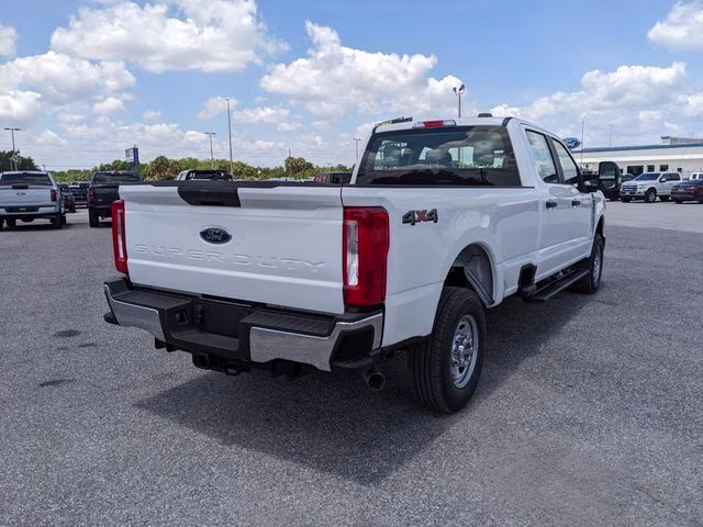 2026 Oxford White Ford Super Duty F-250 SRW XL 4X4 Truck