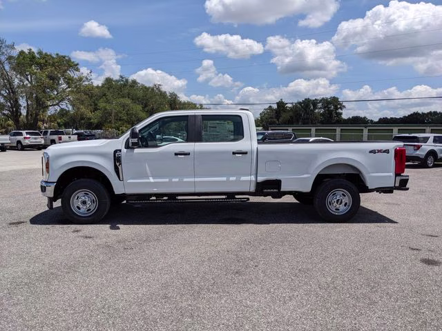 2026 Oxford White Ford Super Duty F-250 SRW XL 4X4 Truck