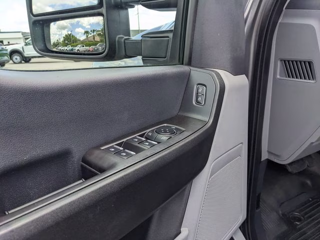 2023 Gray Metallic Ford Super Duty F-450 DRW XL 4X4 Truck