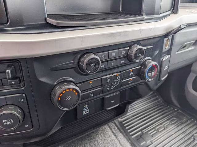 2023 Gray Metallic Ford Super Duty F-450 DRW XL 4X4 Truck