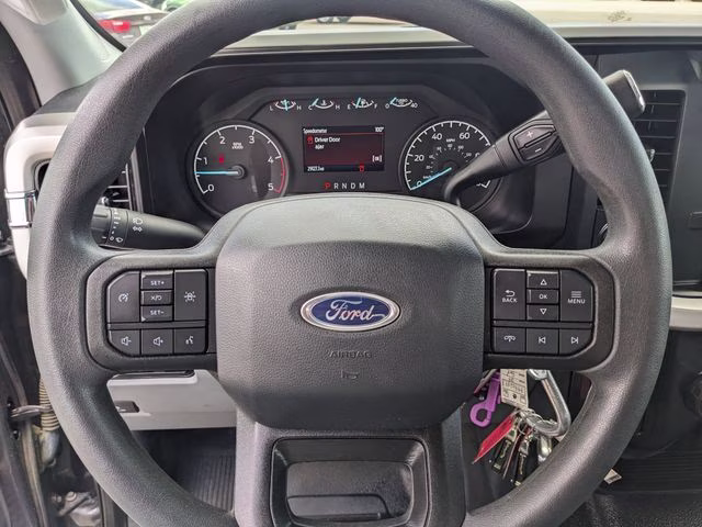 2023 Gray Metallic Ford Super Duty F-450 DRW XL 4X4 Truck