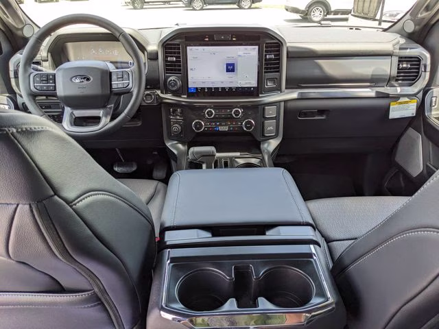 2026 Avalanche Ford F-150 Lariat 4X4 Truck