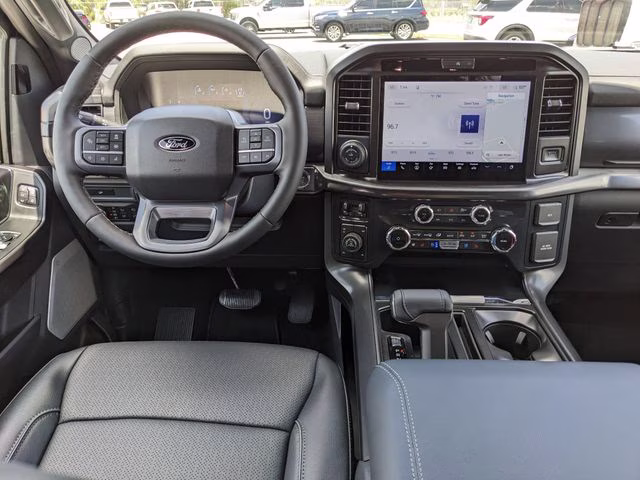 2026 Avalanche Ford F-150 Lariat 4X4 Truck