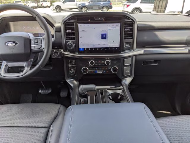 2026 Avalanche Ford F-150 Lariat 4X4 Truck