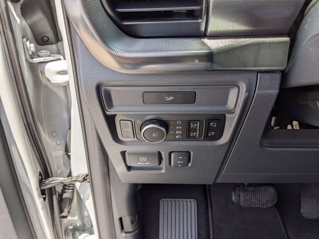2026 Avalanche Ford F-150 Lariat 4X4 Truck