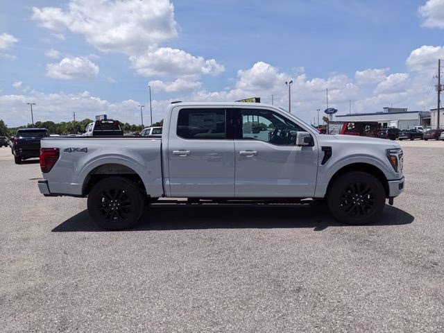 2026 Avalanche Ford F-150 Lariat 4X4 Truck