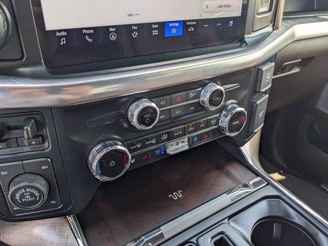 2025 Blue Metallic Ford F-150 King Ranch 4X4 Truck