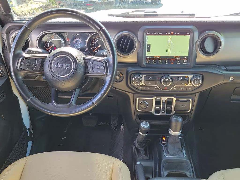 2021 Bright White Clearcoat Jeep Wrangler Unlimited Willys 4X4 SUV