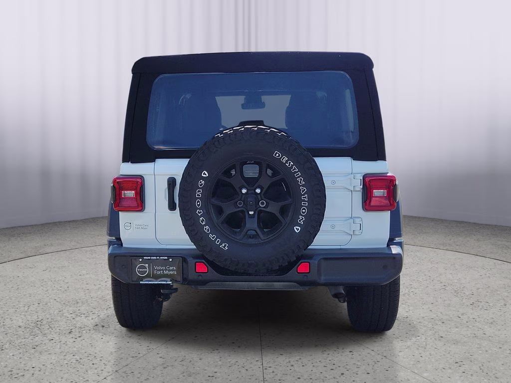 2021 Bright White Clearcoat Jeep Wrangler Unlimited Willys 4X4 SUV