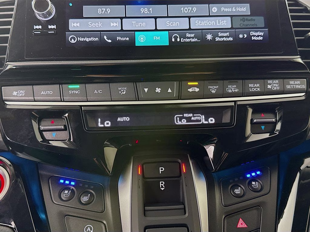 2026 Sonic Gray Pearl Honda Odyssey Elite FWD Van