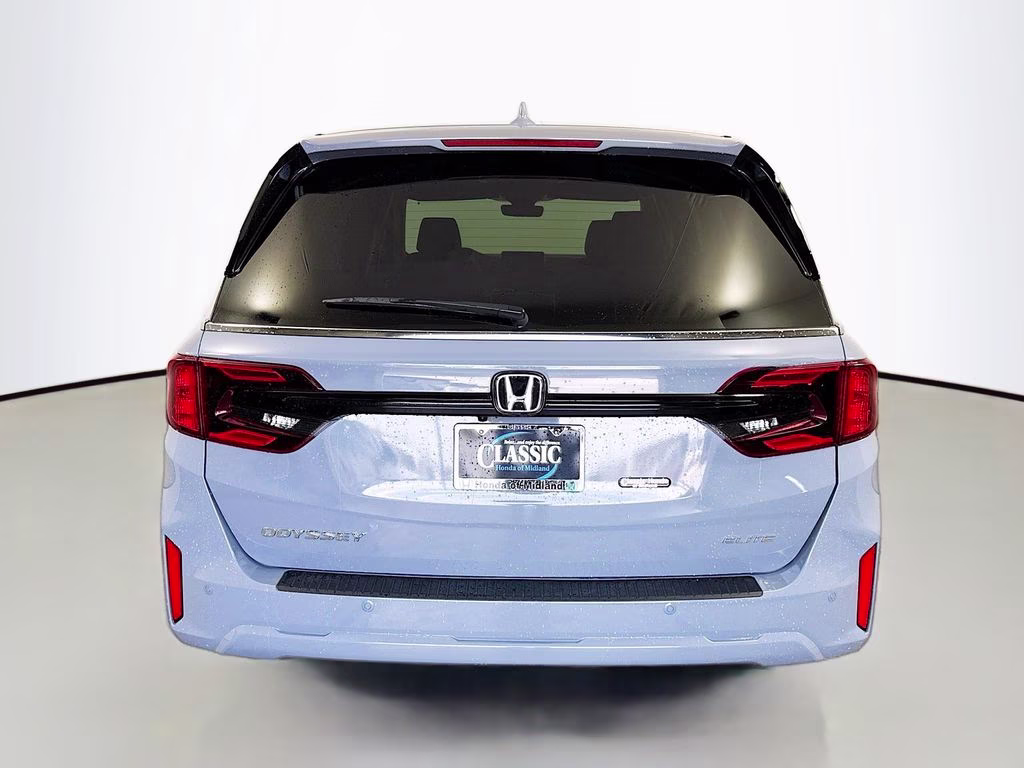 2026 Sonic Gray Pearl Honda Odyssey Elite FWD Van