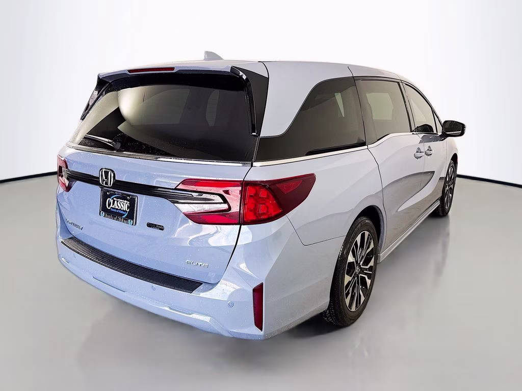 2026 Sonic Gray Pearl Honda Odyssey Elite FWD Van