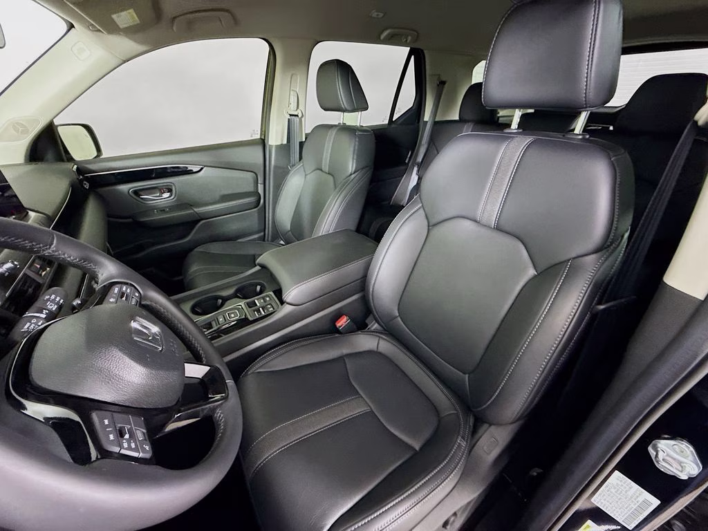 2026 Crystal Black Pearl Honda Passport RTL AWD SUV