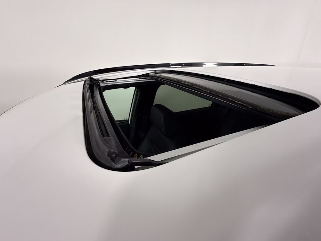 2026 Platinum White Pearl Honda CR-V Hybrid Sport-L FWD SUV